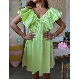 NEW DAY + MOON shia v-neck dress in green Size Small